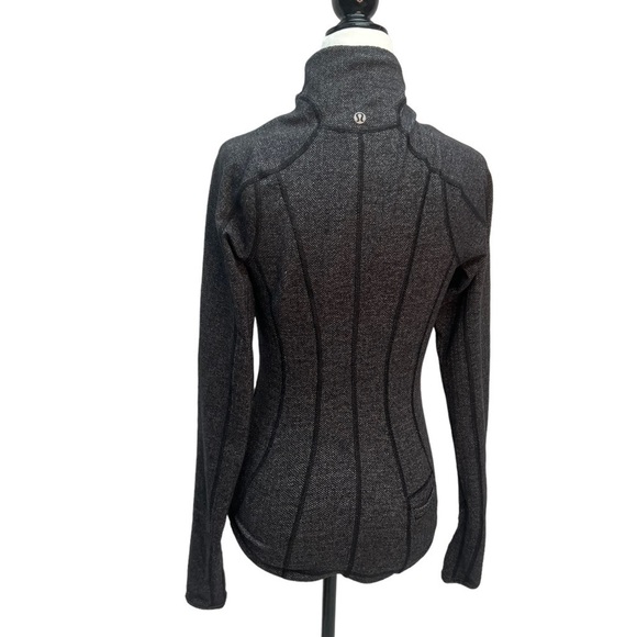 LULULEMON Run U-Turn Pullover Reversible 1/2 zip Size 4 - Picture 8 of 11